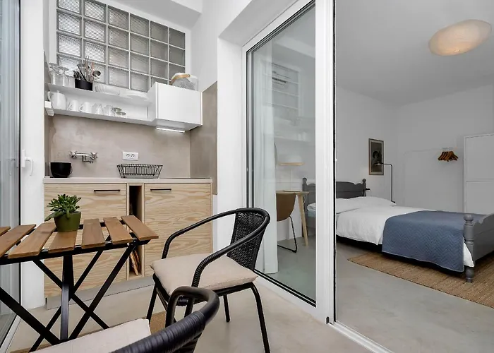 & Rica 3* Μακάρσκα