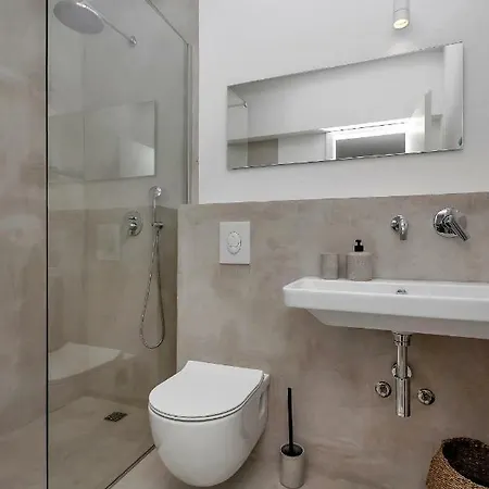 & Rica بيت ضيافة 3*