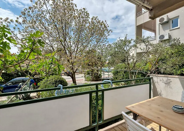 Guest house & Rica Makarska