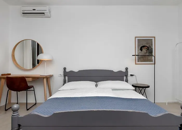 & Rica Guest house 3*