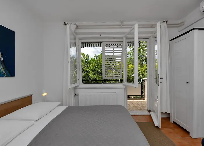 & Rica Guest house 3*