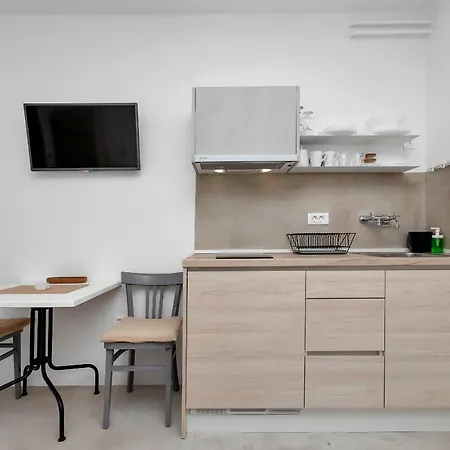 & Rica Gasthuis Makarska